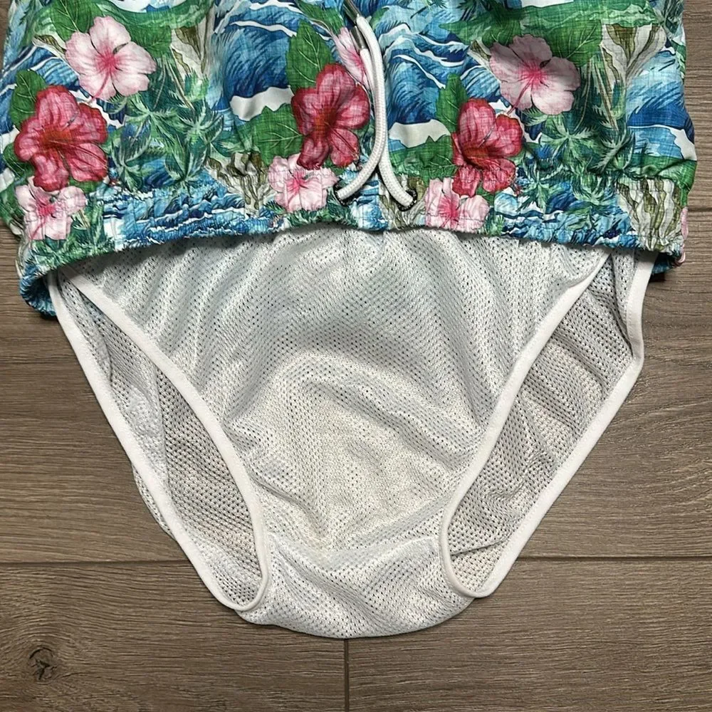 Franks 6” Volcano Oahu Floral Print Lined Swim Shorts Size‎ XL